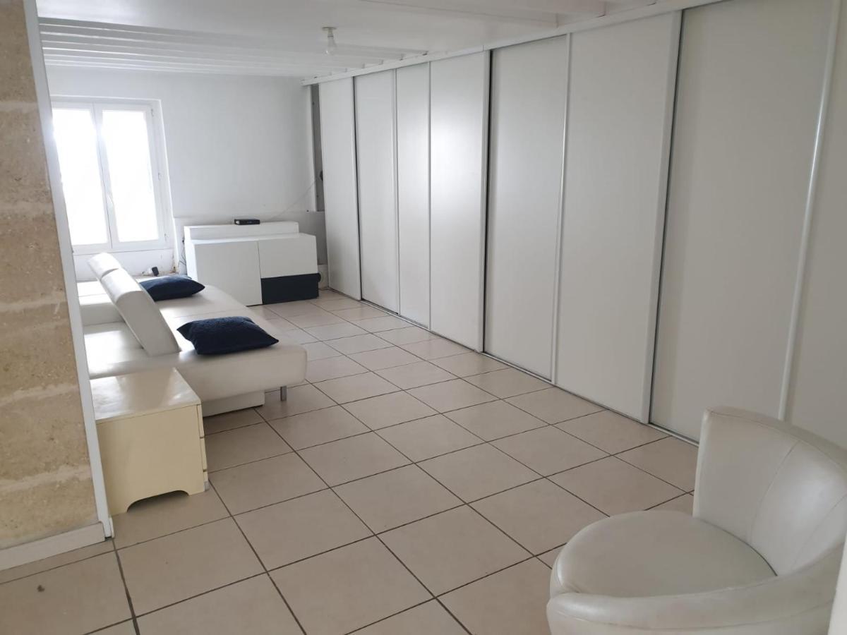 Maison 150M2 Jardin A Louer En Entier, Bordeaux Centre Chartrons, 3 Chambres 3 Salles De Bains 1 Canape-Lit Llllnumero De Telephone Dans L'Annonce Si Questionlll Екстер'єр фото