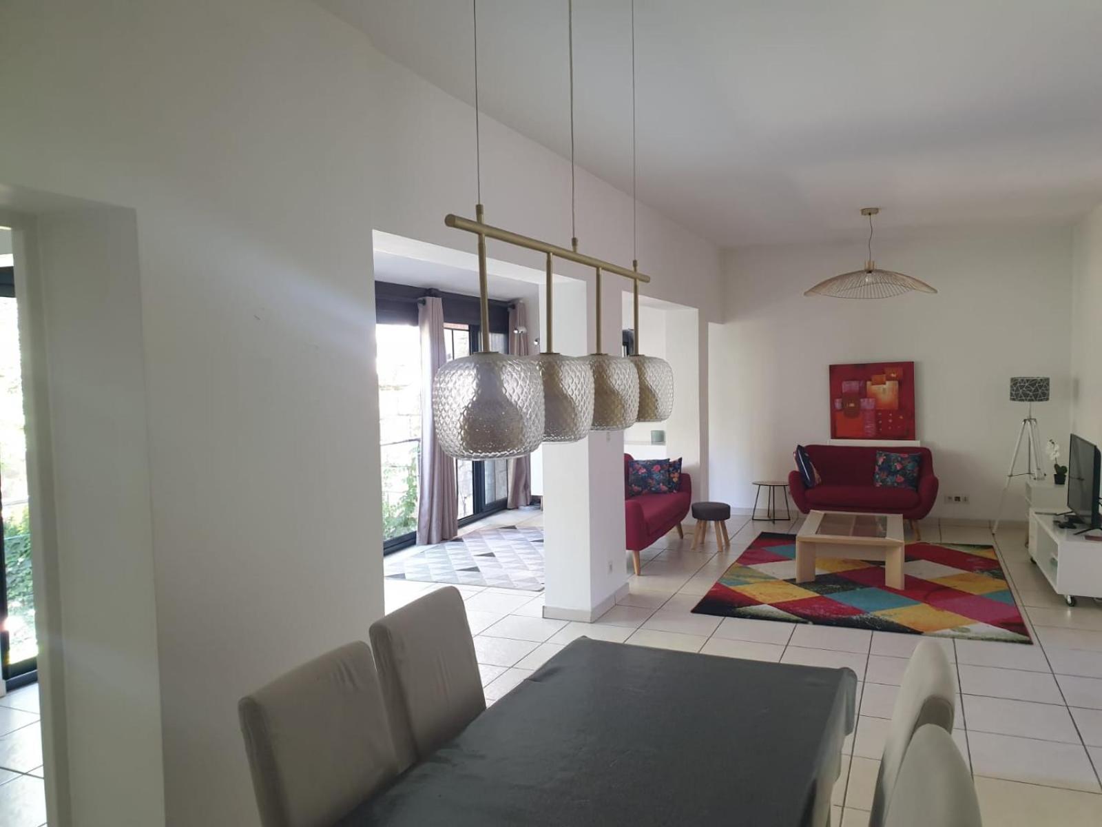 Maison 150M2 Jardin A Louer En Entier, Bordeaux Centre Chartrons, 3 Chambres 3 Salles De Bains 1 Canape-Lit Llllnumero De Telephone Dans L'Annonce Si Questionlll Екстер'єр фото